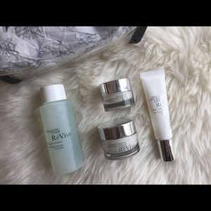 Re Vive Skin Care Set 1